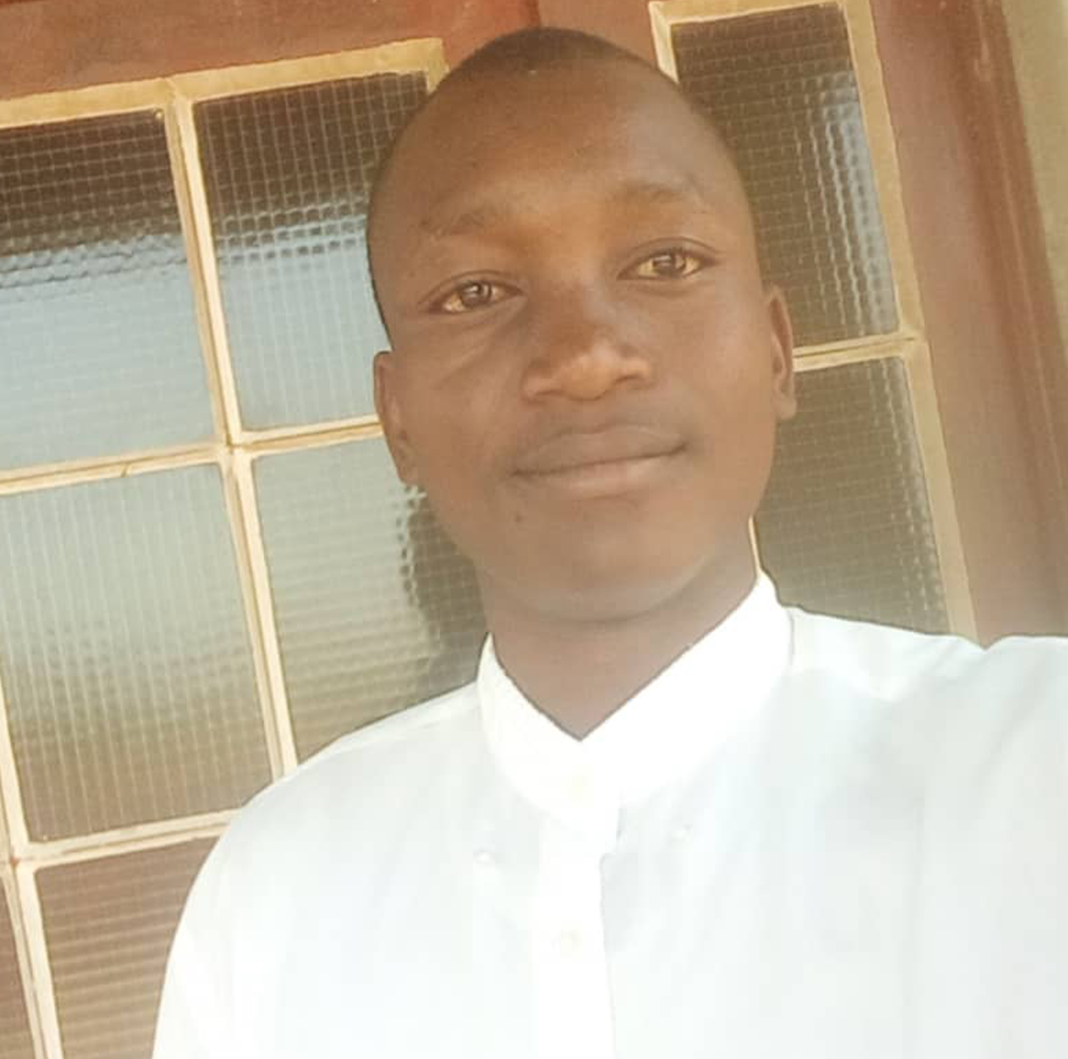 Gift Amosi